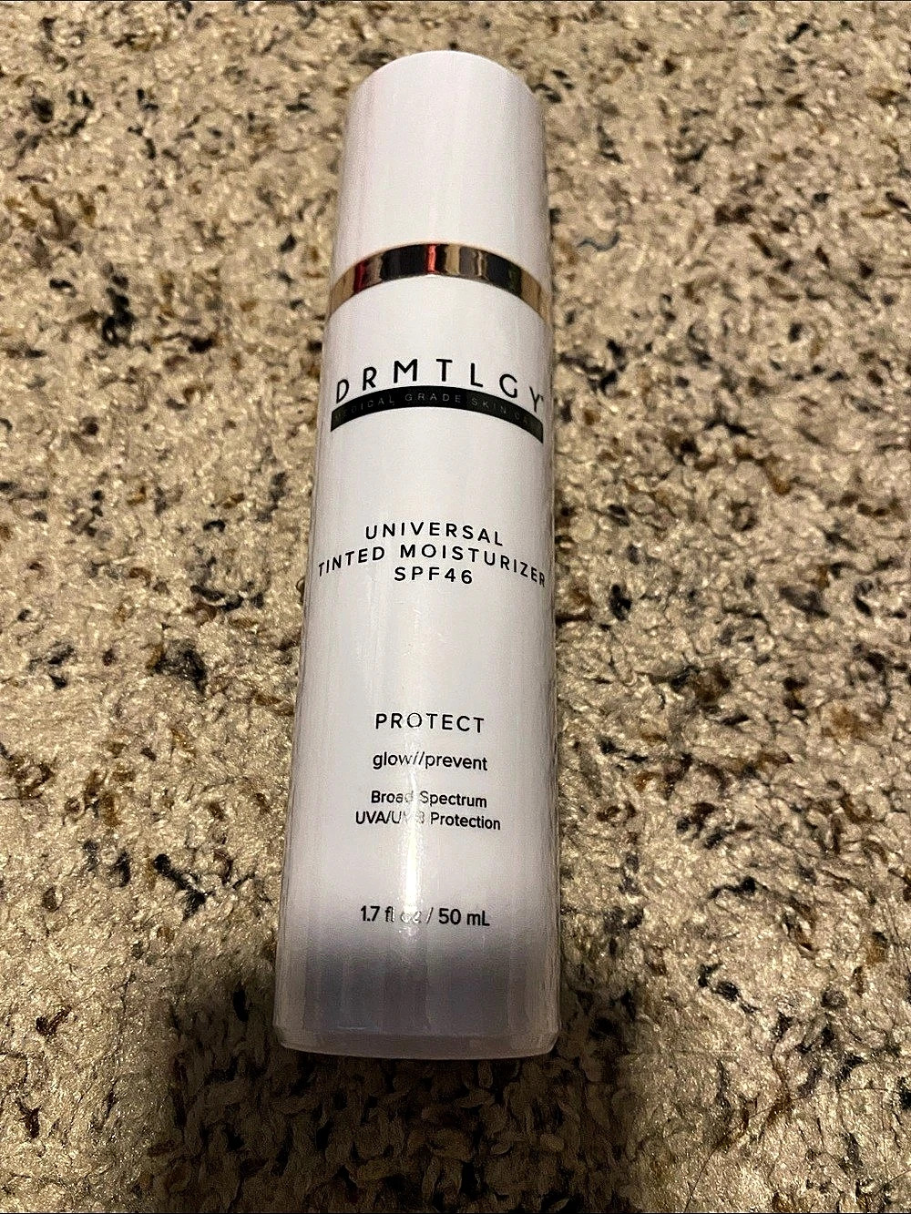 DRMTLGY Universal Tinted Moisturizer SPF 46